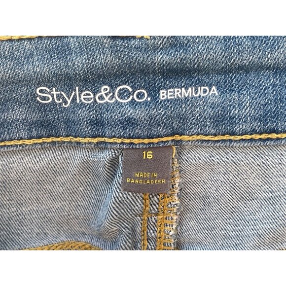 Style & Co. Womens Raw Edge Bermuda Denim Shorts Size 16 Midrise Slimming Pocket - Picture 4 of 6